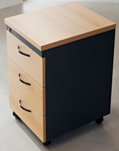 bloco rodado 3 gavetas frentes e tampo melamina pereira